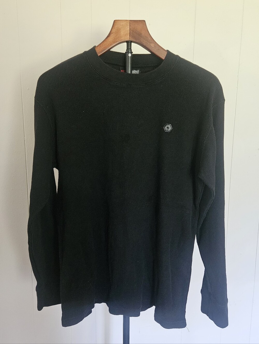 South Pole Men's Black Crewneck Thermal Knit Long Sleeve Shirt